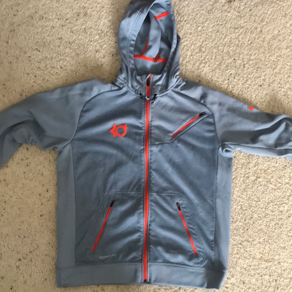 Kevin Durant warm-up sweatshirt.